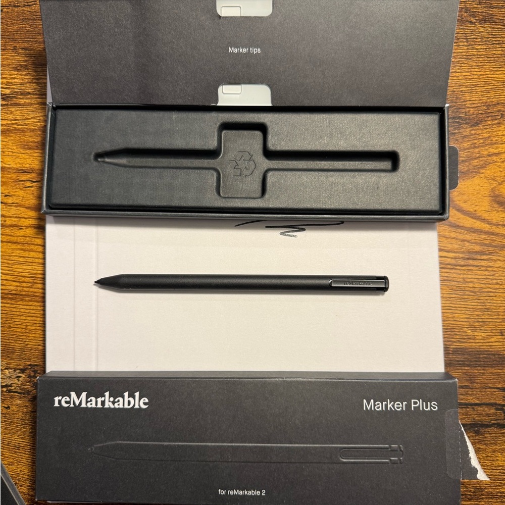 Remarkable 2 Tablet Bundle - Picture 4 of 7